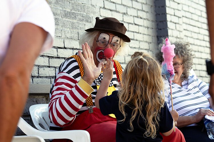 Rosco the clown entertains children during the 2023 Yale Bologna Festival.