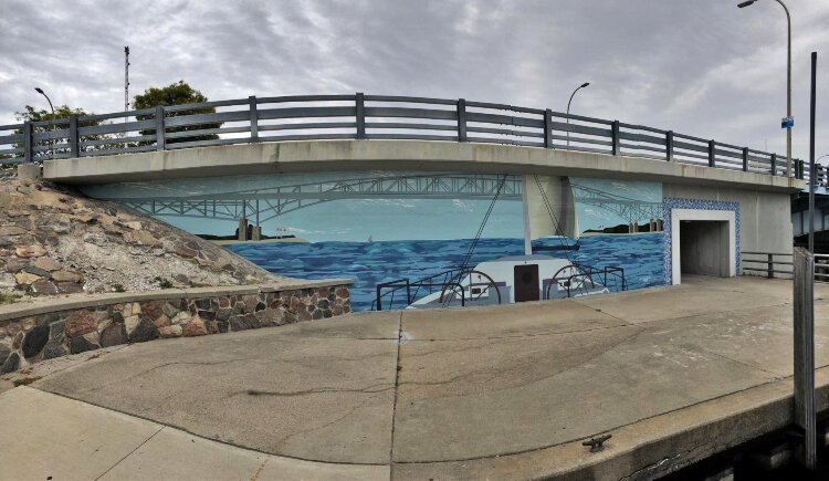 A new mural lines The 7th Street Tunnel thanks to a collaboration long in the making between the Blue Water Young Professionals, SC4 staff and students, and the city of Port Huron