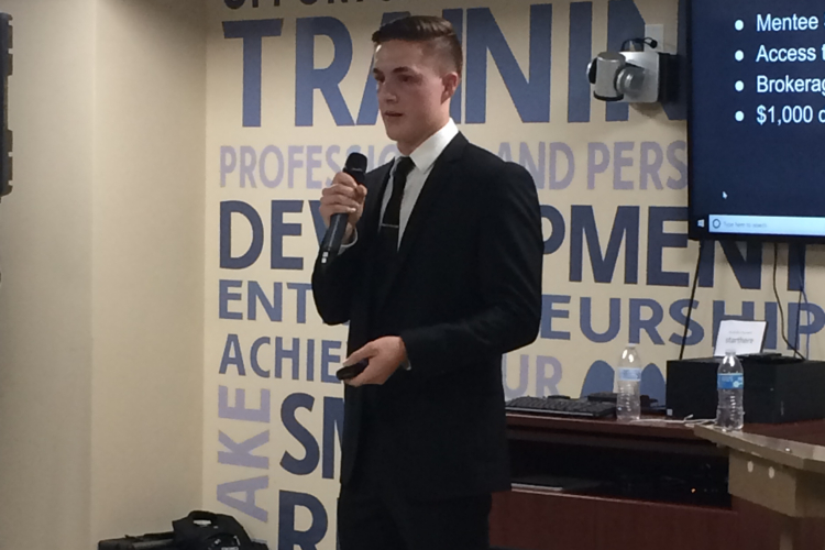 Derek Olbrys pitches an idea for virtual mentoring.