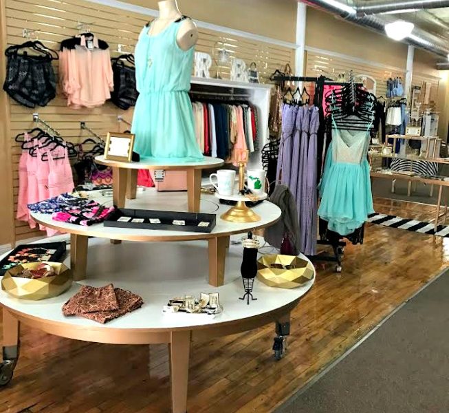 Ruboo carries a variety of fashion trends.