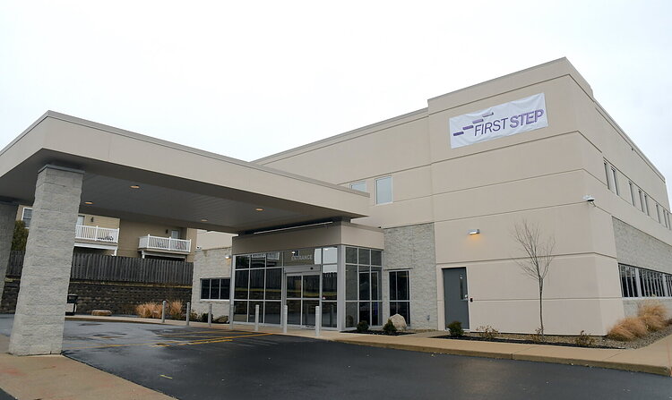 Summit Pointe’s 24/7 First Step Psychiatric Urgent Care Center.
