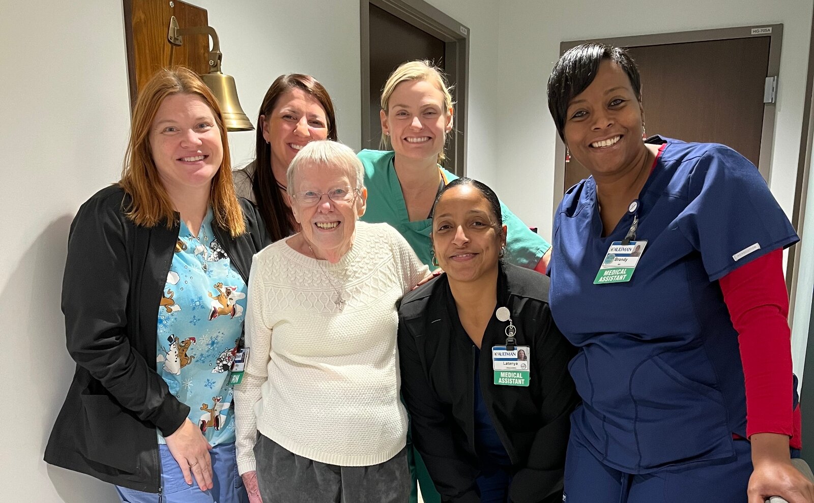 Judy Logan with her radiation team at Aultman Hospital, including her doctor, Dr. Wobb.