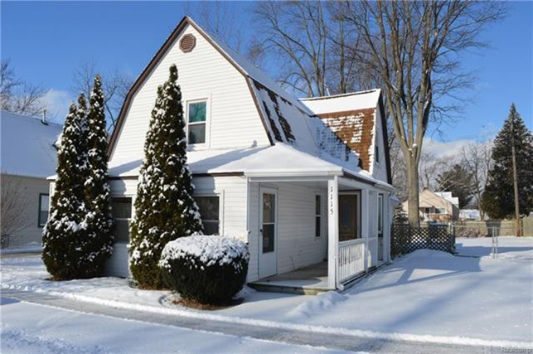 Algonac has opportunities to purchase a home for less than $100,000.