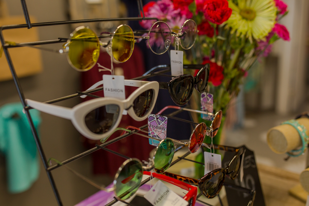 Find unique fashion and accessories at Papaya Branch Boutique