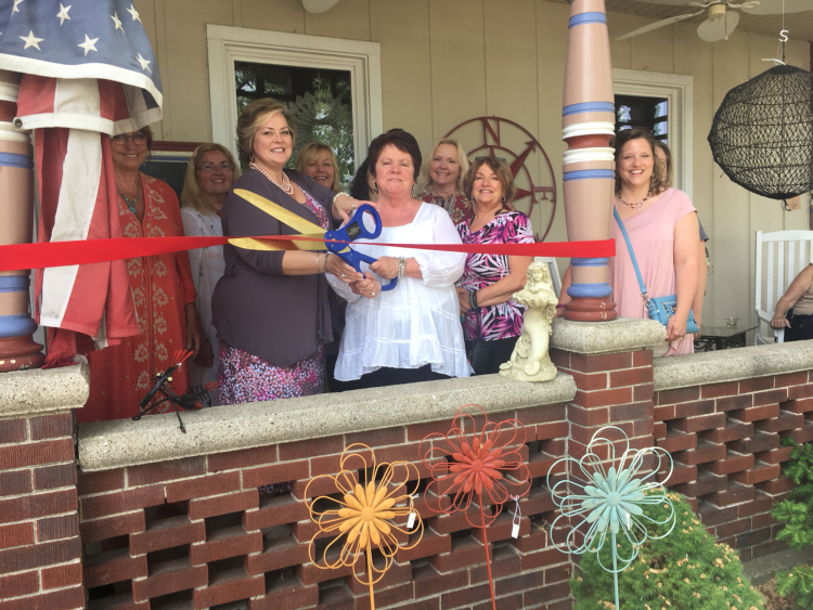 The new Vera Grace & Etta Mae's is open in Marine City.