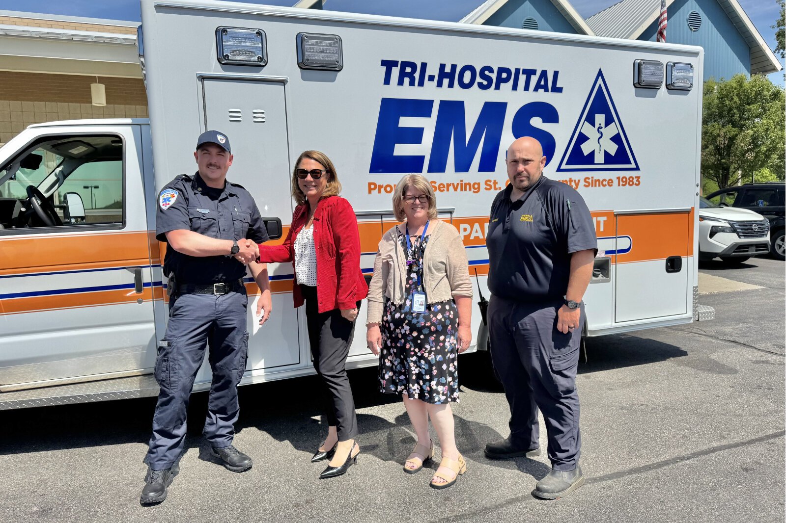 CMHs collaborate with law enforcement, EMS, schools, and workplaces. Many offer 24/7 mobile crisis response and urgent care.